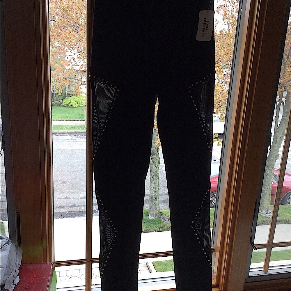 Forever 21 Pyramid Rock Stud Legging MESH Inserts Black S - Picture 7 of 8